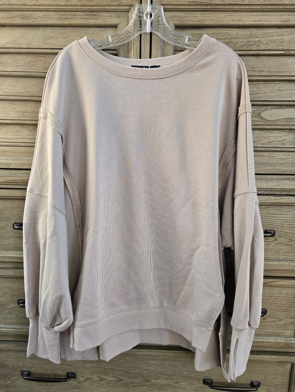 🆕️ Trendy Queen Sweatshirt